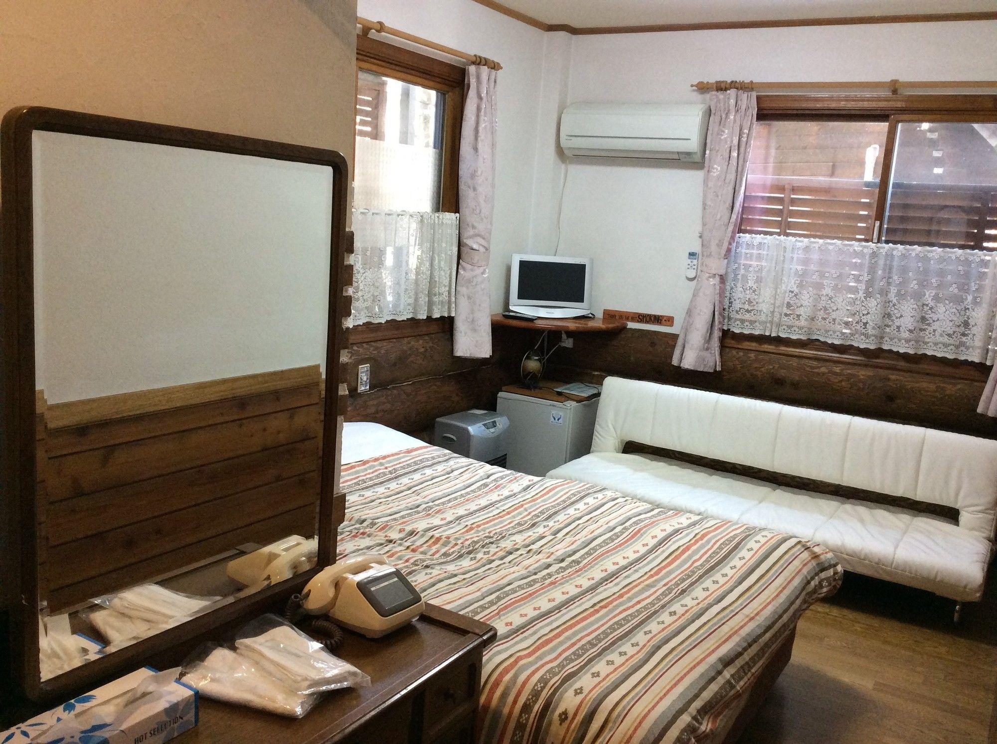 Pension And Log Cottage Hoshinoko 가루이자와 외부 사진